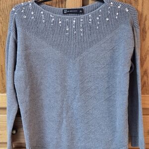 New York & Company Gray Cable Knit Pullover w/ Sequins/Beads/Stitching Slimming